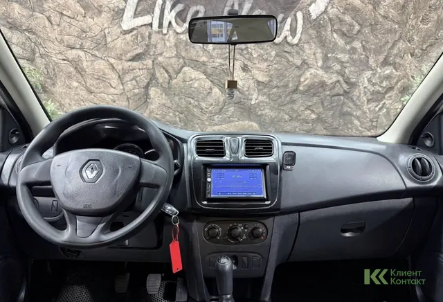 Renault Logan (2016)