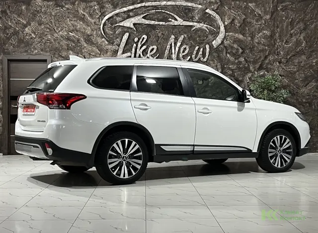 Mitsubishi Outlander (2019)