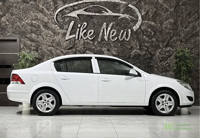 Opel Astra (2014)