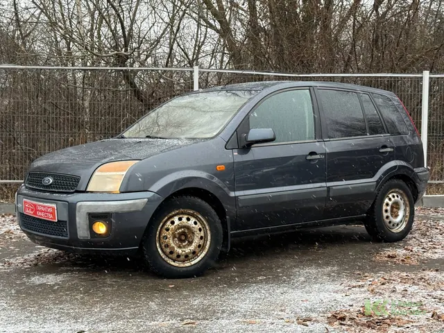 Ford Fusion (2006)