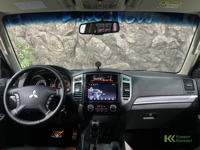 Mitsubishi Pajero (2018)