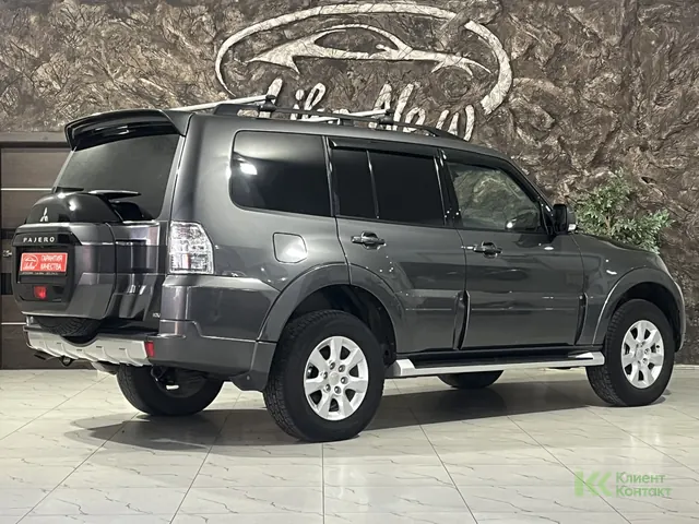 Mitsubishi Pajero (2018)