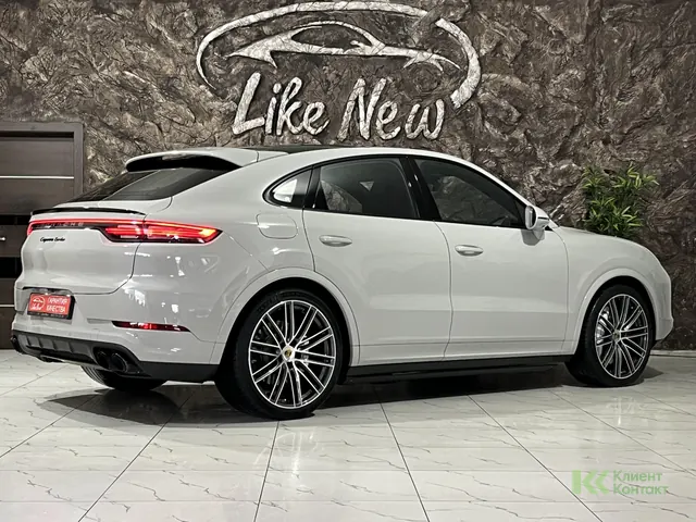 Porsche Cayenne Turbo (2020)