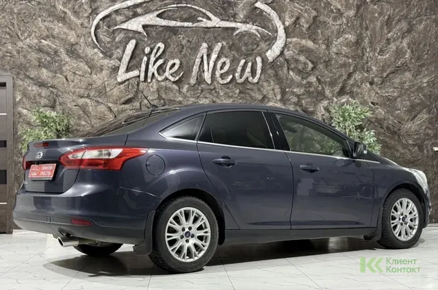 Ford Focus (2012)