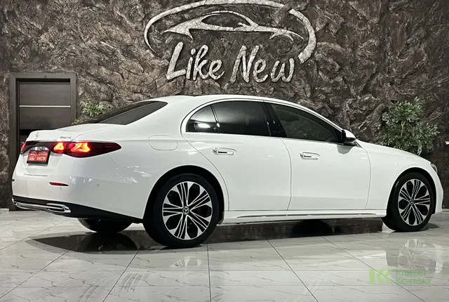 Mercedes-Benz E-класс (2024)