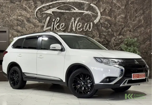 Mitsubishi Outlander (2022)